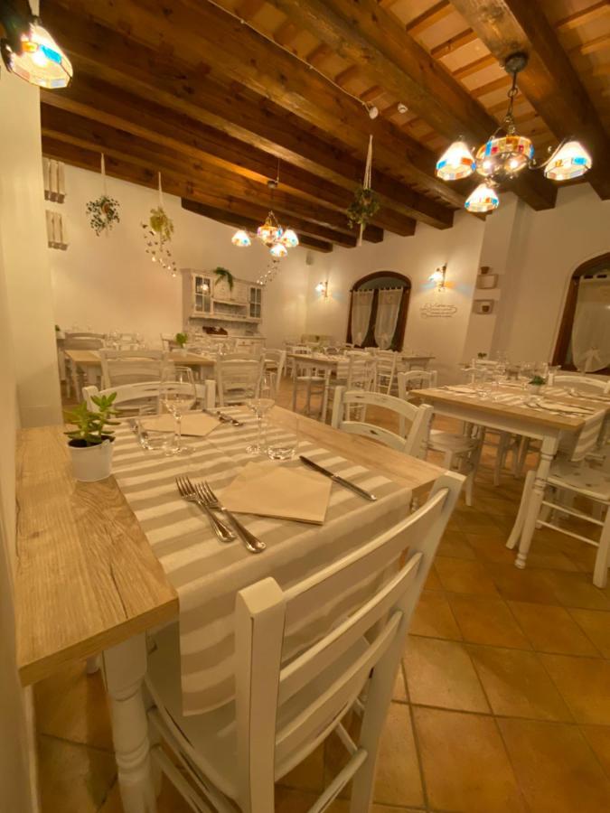 Locanda Della Pieve Pievebovigliana Екстер'єр фото